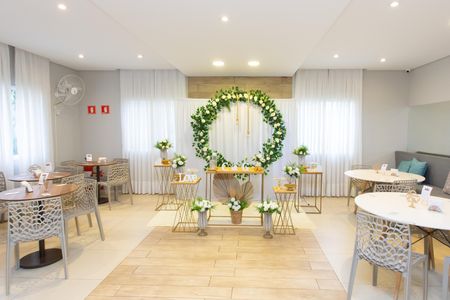 Apartamento à venda com 34m², 2 quartos e sem vaga Apartamento à venda com 34m², 2 quartos e sem vagaÁrea comum - Salão de Festas