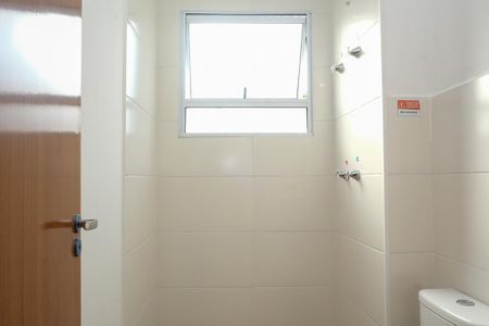 Apartamento para alugar com 42m², 2 quartos e sem vaga Apartamento para alugar com 42m², 2 quartos e sem vagaBanheiro