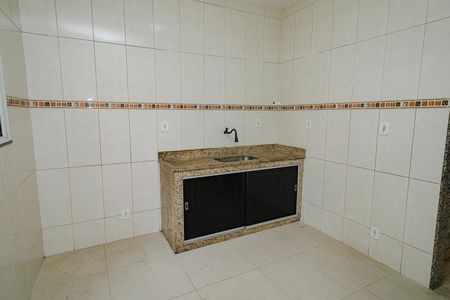 Casa à venda com 70m², 4 quartos e sem vaga Casa à venda com 70m², 4 quartos e sem vagaCozinha