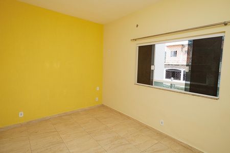 Casa à venda com 70m², 4 quartos e sem vaga Casa à venda com 70m², 4 quartos e sem vagaQuarto 1
