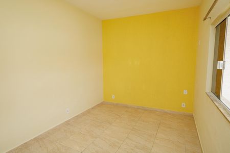 Casa à venda com 70m², 4 quartos e sem vaga Casa à venda com 70m², 4 quartos e sem vagaQuarto 1