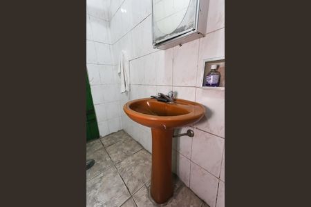 Casa à venda com 250m², 2 quartos e 10 vagas Casa à venda com 250m², 2 quartos e 10 vagaslavabo