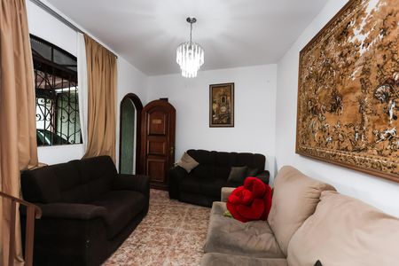 Casa à venda com 250m², 2 quartos e 10 vagas Casa à venda com 250m², 2 quartos e 10 vagassala