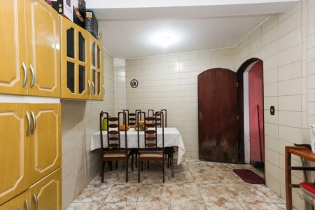 Casa à venda com 250m², 2 quartos e 10 vagas Casa à venda com 250m², 2 quartos e 10 vagascozinha