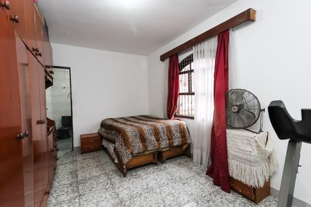 Casa à venda com 250m², 2 quartos e 10 vagas Casa à venda com 250m², 2 quartos e 10 vagassuíte