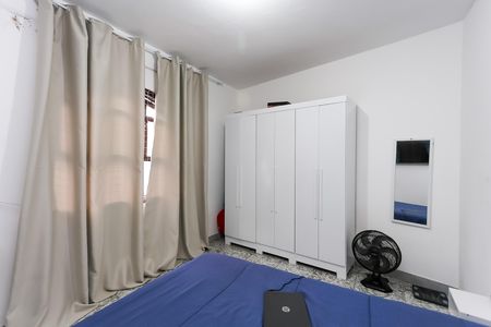 Casa à venda com 250m², 2 quartos e 10 vagas Casa à venda com 250m², 2 quartos e 10 vagasquarto 1