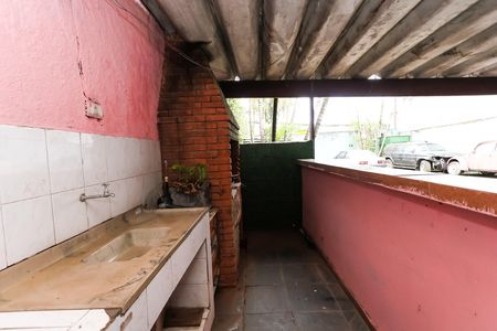 Casa à venda com 250m², 2 quartos e 10 vagas Casa à venda com 250m², 2 quartos e 10 vagasÁrea de Serviço