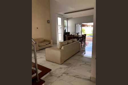 Casa de condomínio à venda com 230m², 3 quartos e 4 vagas Casa de condomínio à venda com 230m², 3 quartos e 4 vagasFoto 18