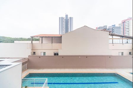 Apartamento à venda com 46m², 2 quartos e 1 vaga Apartamento à venda com 46m², 2 quartos e 1 vagaVista do Quarto 2