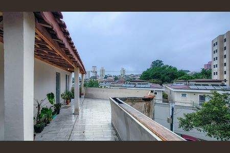 Casa para alugar com 200m², 4 quartos e 4 vagas Casa para alugar com 200m², 4 quartos e 4 vagasQuintal