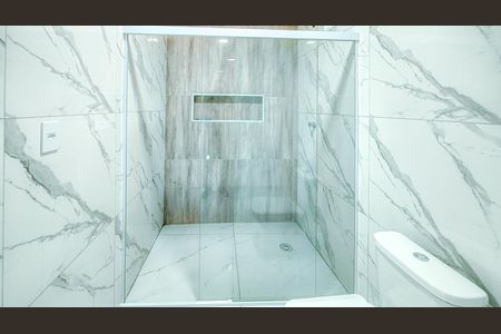 Casa para alugar com 200m², 4 quartos e 4 vagas Casa para alugar com 200m², 4 quartos e 4 vagasBanheiro da Suíte