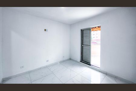 Casa para alugar com 200m², 4 quartos e 4 vagas Casa para alugar com 200m², 4 quartos e 4 vagasSuíte