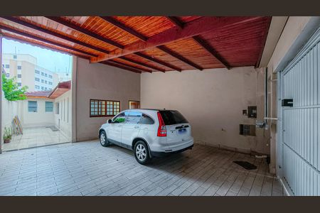 Casa para alugar com 200m², 4 quartos e 4 vagas Casa para alugar com 200m², 4 quartos e 4 vagasGaragem