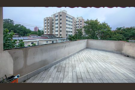 Casa para alugar com 200m², 4 quartos e 4 vagas Casa para alugar com 200m², 4 quartos e 4 vagasQuintal