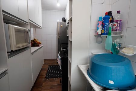 Apartamento à venda com 46m², 2 quartos e 1 vaga Apartamento à venda com 46m², 2 quartos e 1 vagaCozinha - Armários