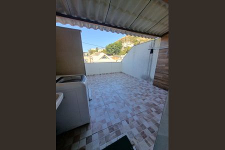 Casa à venda com 130m², 3 quartos e 2 vagasÁrea de serviço