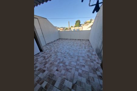 Casa à venda com 130m², 3 quartos e 2 vagasÁrea externa
