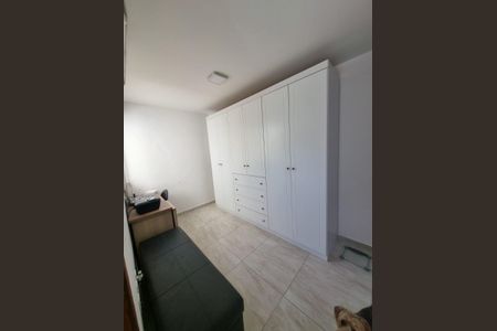 Casa à venda com 130m², 3 quartos e 2 vagasQuarto