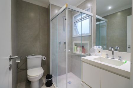 Apartamento à venda com 113m², 2 quartos e 2 vagas Apartamento à venda com 113m², 2 quartos e 2 vagasBanheiro da Suíte 1