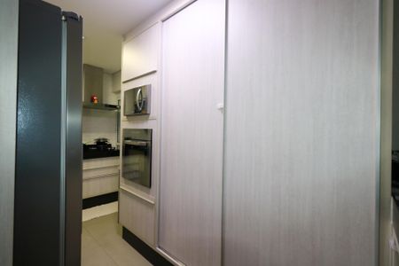 Apartamento à venda com 113m², 2 quartos e 2 vagas Apartamento à venda com 113m², 2 quartos e 2 vagasCozinha