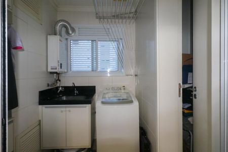 Apartamento à venda com 113m², 2 quartos e 2 vagas Apartamento à venda com 113m², 2 quartos e 2 vagasÁrea de Serviço