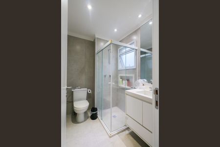 Apartamento à venda com 113m², 2 quartos e 2 vagas Apartamento à venda com 113m², 2 quartos e 2 vagasBanheiro da Suíte 1