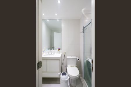 Apartamento à venda com 113m², 2 quartos e 2 vagas Apartamento à venda com 113m², 2 quartos e 2 vagasBanheiro da Suíte 2