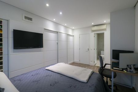 Apartamento à venda com 113m², 2 quartos e 2 vagas Apartamento à venda com 113m², 2 quartos e 2 vagasSuíte 1