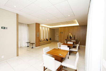 Apartamento à venda com 120m², 4 quartos e 2 vagasÁrea comum - Salão de festas