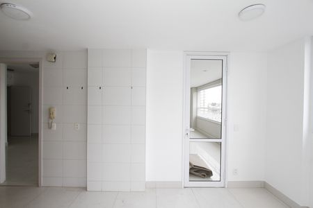 Apartamento à venda com 120m², 4 quartos e 2 vagasCozinha