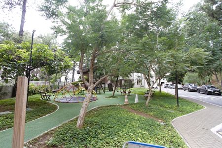 Apartamento à venda com 120m², 4 quartos e 2 vagasÁrea comum - Playground