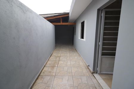 Casa para alugar com 60m², 1 quarto e sem vagaÁrea de Serviço