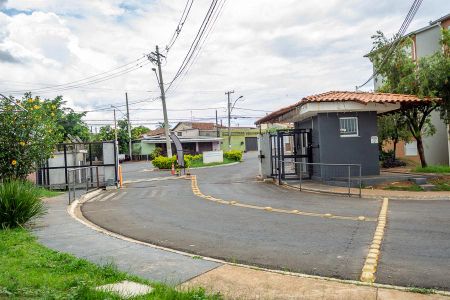Apartamento para alugar com 48m², 2 quartos e 1 vaga Apartamento para alugar com 48m², 2 quartos e 1 vagaÁrea Comum-Portaria/Entrada e Saída de veículos