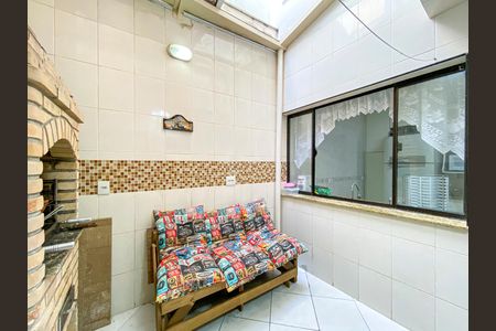 Casa de condomínio à venda com 120m², 3 quartos e 2 vagas Casa de condomínio à venda com 120m², 3 quartos e 2 vagasÁrea de Serviço