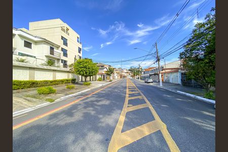 Casa de condomínio à venda com 120m², 3 quartos e 2 vagas Casa de condomínio à venda com 120m², 3 quartos e 2 vagasVista da Rua