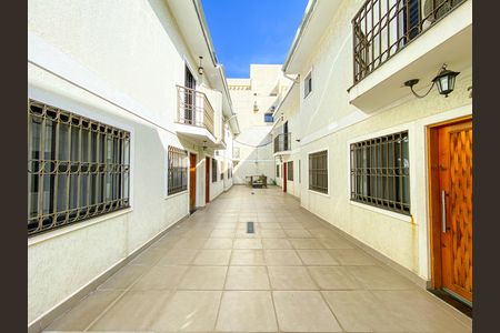 Casa de condomínio à venda com 120m², 3 quartos e 2 vagas Casa de condomínio à venda com 120m², 3 quartos e 2 vagasÁrea comum