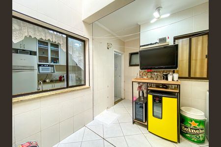Casa de condomínio à venda com 120m², 3 quartos e 2 vagas Casa de condomínio à venda com 120m², 3 quartos e 2 vagasÁrea de Serviço