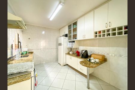 Casa de condomínio à venda com 120m², 3 quartos e 2 vagas Casa de condomínio à venda com 120m², 3 quartos e 2 vagasCozinha