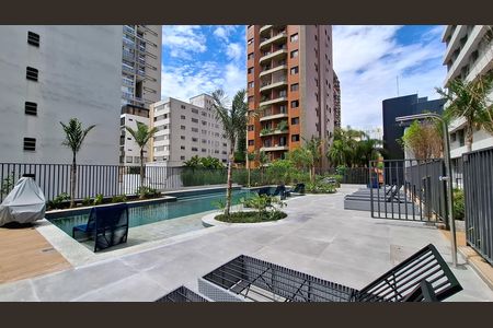 Apartamento para alugar com 26m², 1 quarto e sem vaga Apartamento para alugar com 26m², 1 quarto e sem vagaÁrea Comum - Piscina