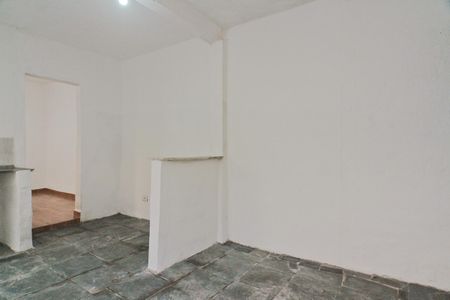 Casa para alugar com 40m², 1 quarto e sem vaga Casa para alugar com 40m², 1 quarto e sem vagaSala