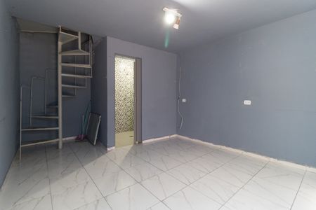 Casa para alugar com 70m², 3 quartos e sem vaga Casa para alugar com 70m², 3 quartos e sem vagaSala