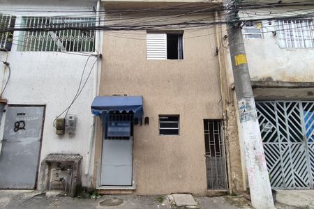 Casa para alugar com 70m², 3 quartos e sem vaga Casa para alugar com 70m², 3 quartos e sem vagaFachada