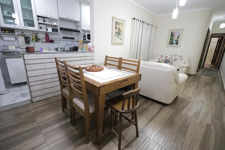 Apartamento para alugar com 69m², 2 quartos e 2 vagas Apartamento para alugar com 69m², 2 quartos e 2 vagasSala de Jantar
