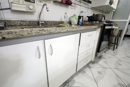 Apartamento para alugar com 69m², 2 quartos e 2 vagas Apartamento para alugar com 69m², 2 quartos e 2 vagasCozinha
