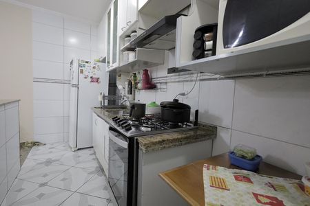 Apartamento para alugar com 69m², 2 quartos e 2 vagas Apartamento para alugar com 69m², 2 quartos e 2 vagasCozinha