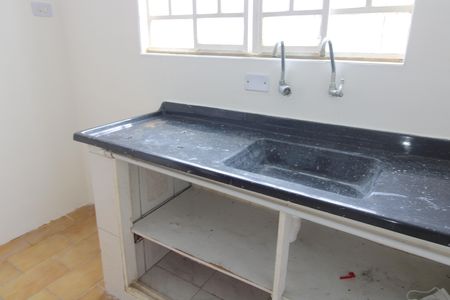 Casa à venda com 159m², 4 quartos e 2 vagasCozinha casa 2