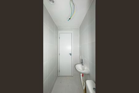 Apartamento à venda com 62m², 2 quartos e sem vaga Apartamento à venda com 62m², 2 quartos e sem vagaBanheiro