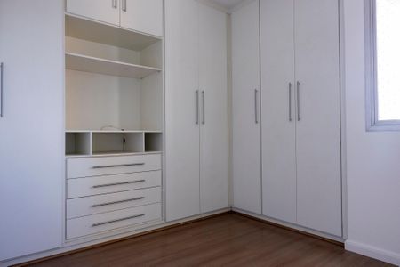 Apartamento para alugar com 76m², 3 quartos e 1 vaga