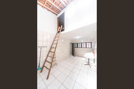 Casa para alugar com 265m², 4 quartos e 3 vagas Casa para alugar com 265m², 4 quartos e 3 vagasÁrea de Serviço