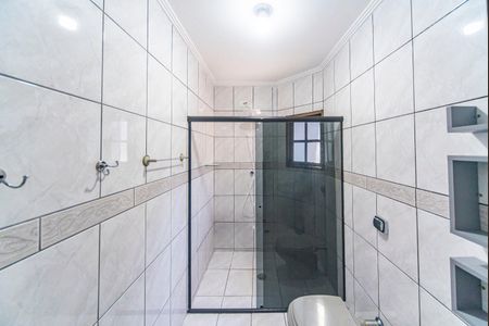 Casa para alugar com 265m², 4 quartos e 3 vagas Casa para alugar com 265m², 4 quartos e 3 vagasBanheiro do Quarto 3